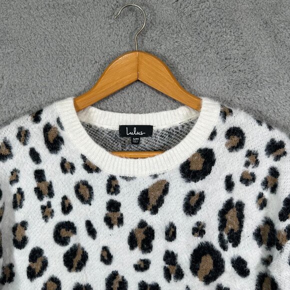 Free Spirited White Leopard Print Knit Sweater - Picture 5 of 10